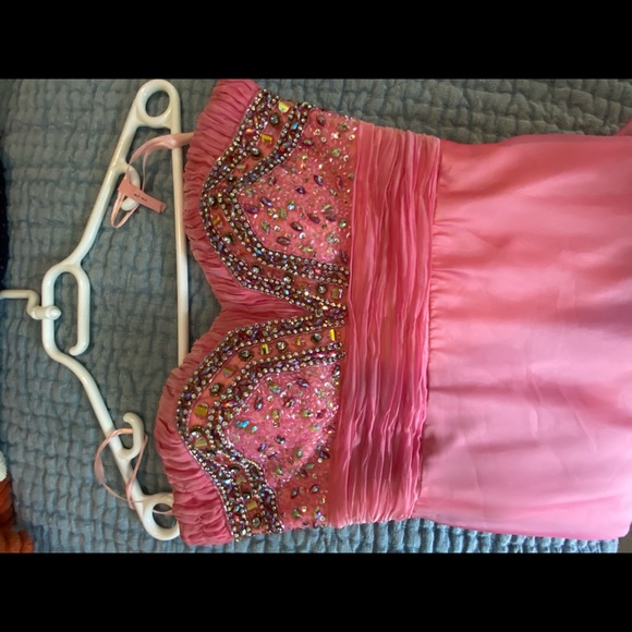 Pink Prom dress - Picture 6 of 7